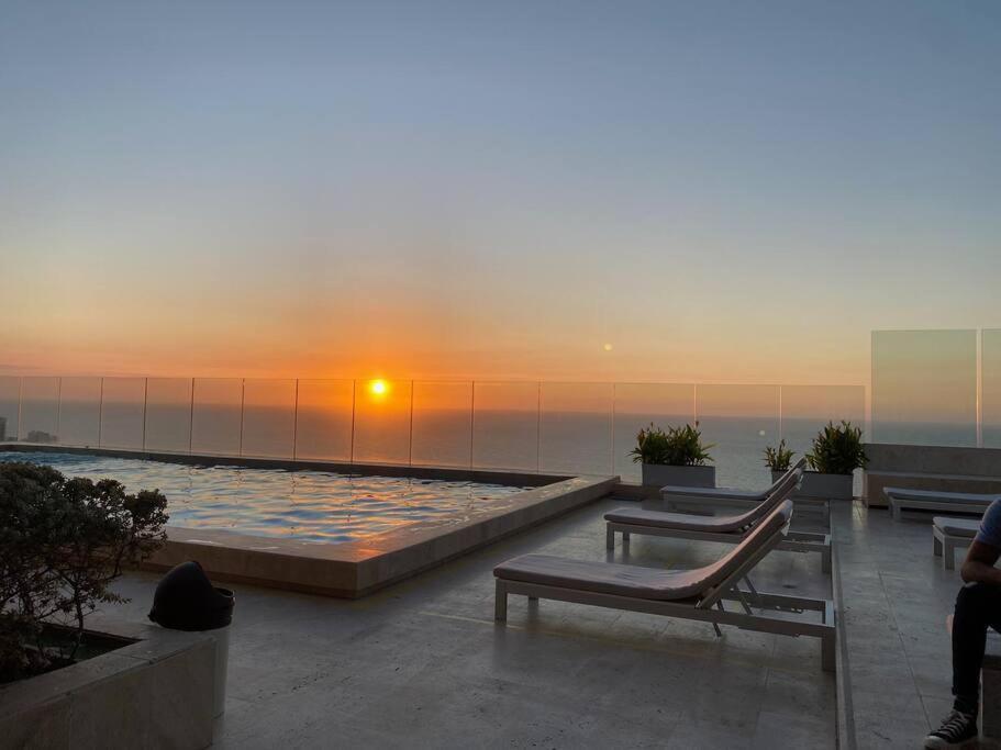 Luxury On 28th Floor - Seaview Apartamento