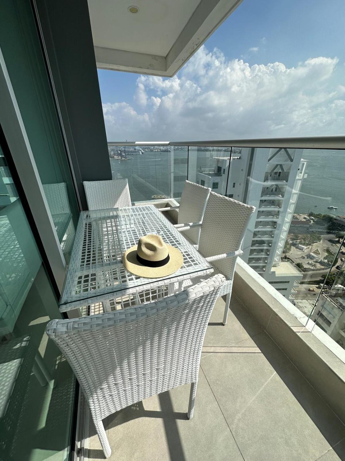 Luxury On 28th Floor - Seaview Apartamento