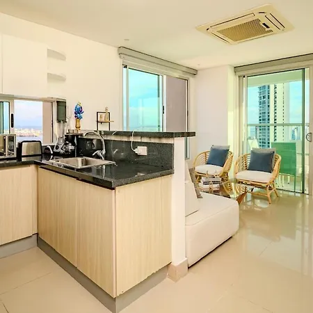 Apartamento Luxury On 28th Floor - Seaview Cartagena